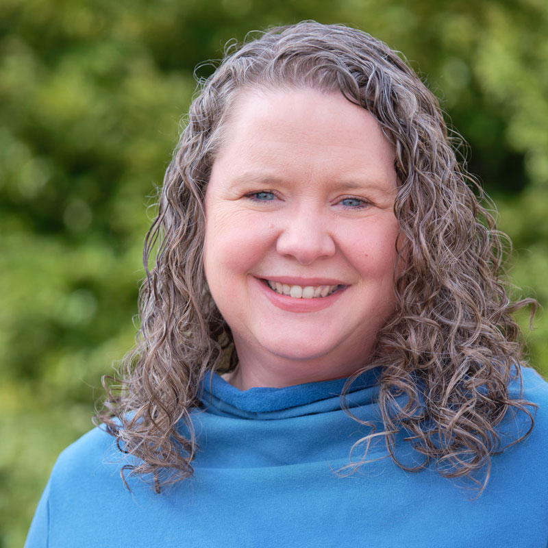 Headshot - Megan Hessl