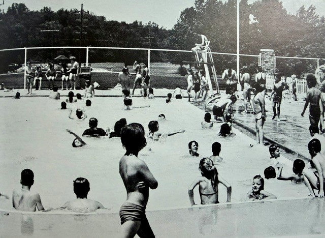Shanklin Pool as shown around 1980