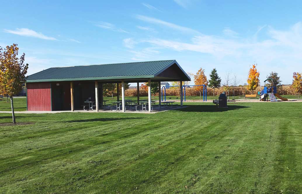 A photo of Hay Park Pavilion on a sunny day.